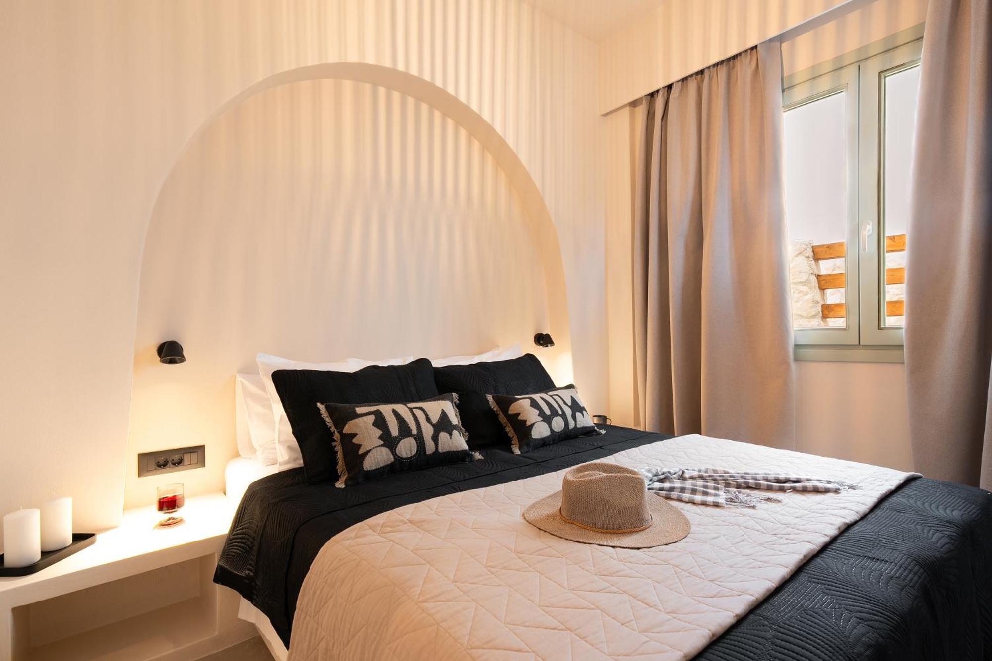 Sugarwhite Suites With Private Not Heated Pool Emporio  Exterior photo