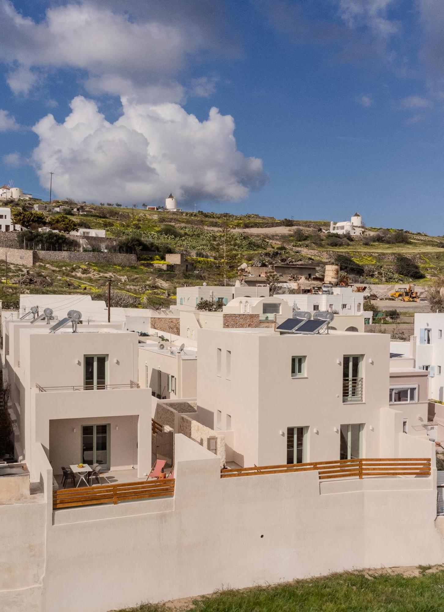 Sugarwhite Suites With Private Not Heated Pool Emporio  Exterior photo